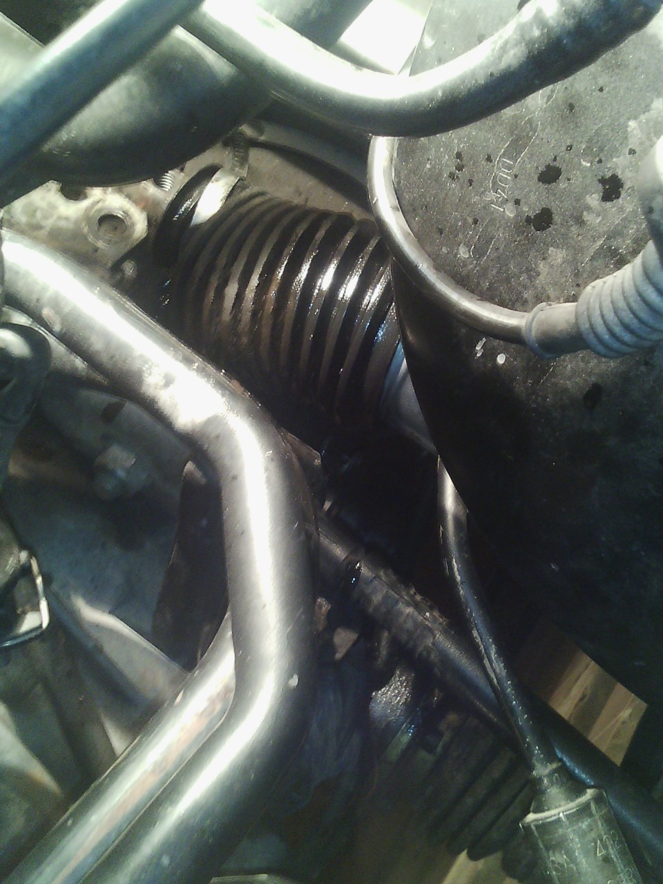 меняем пыльник рулевой — Audi 80 (B4), 2 л, 1994 года | своими руками ...