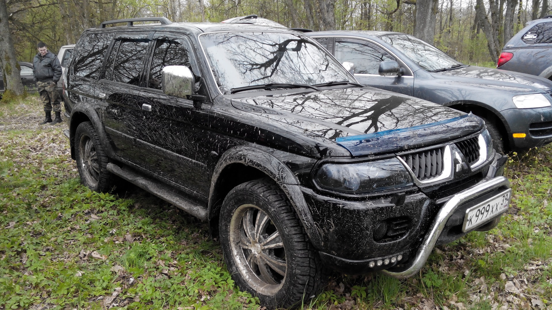 Ресурс паджеро спорт дизель. Mitsubishi Pajero Sport Black Edition. Паджеро спорт брутал. Паджеро 4 Блэк эдишн. Угон Паджеро спорт в Петрозаводске.