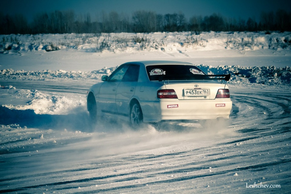 Toyota Chaser дрифт