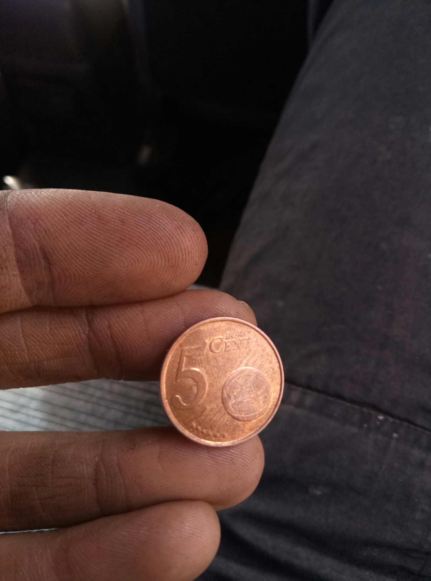 7 лет мальчик нашел монету