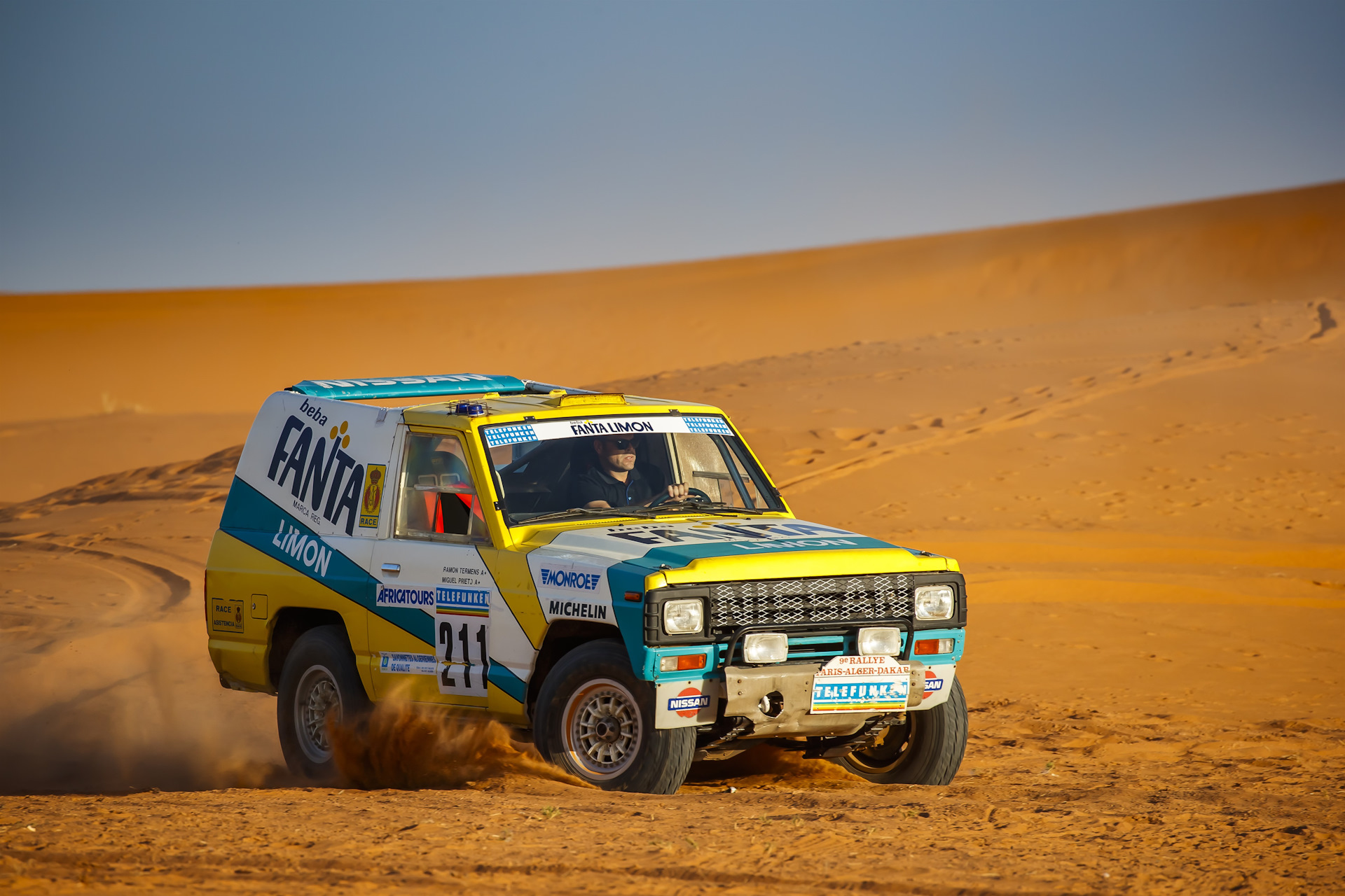 Nissan Patrol в ралли Dakar. Это было еще в Африке. — «Реставрация  ретро-авто» на DRIVE2