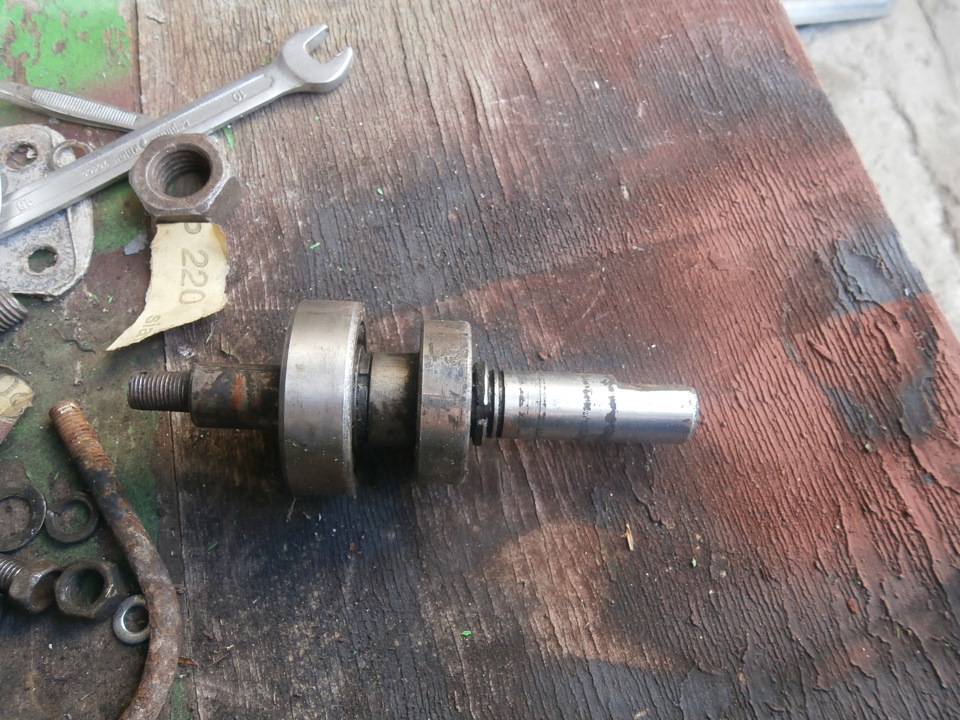 помпа, руль, рычаг переключения передач — ГАЗ 21, 2,5 л, 1964 года ...