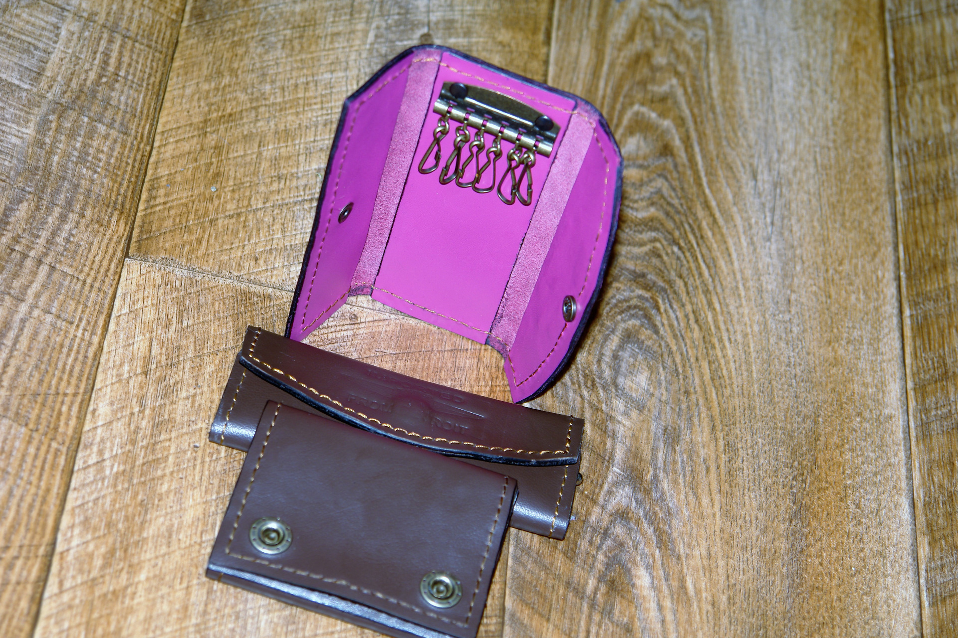 Доп. аккум на регистратор. — Chrysler Pacifica (1G), 3,5 л, 2004 года ...