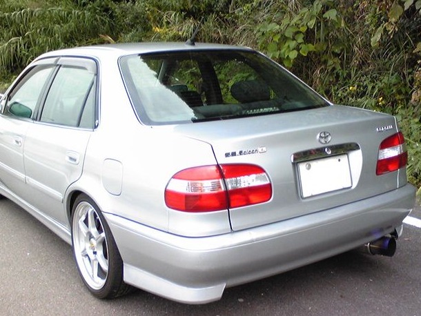          Toyota Corolla 16 1997
