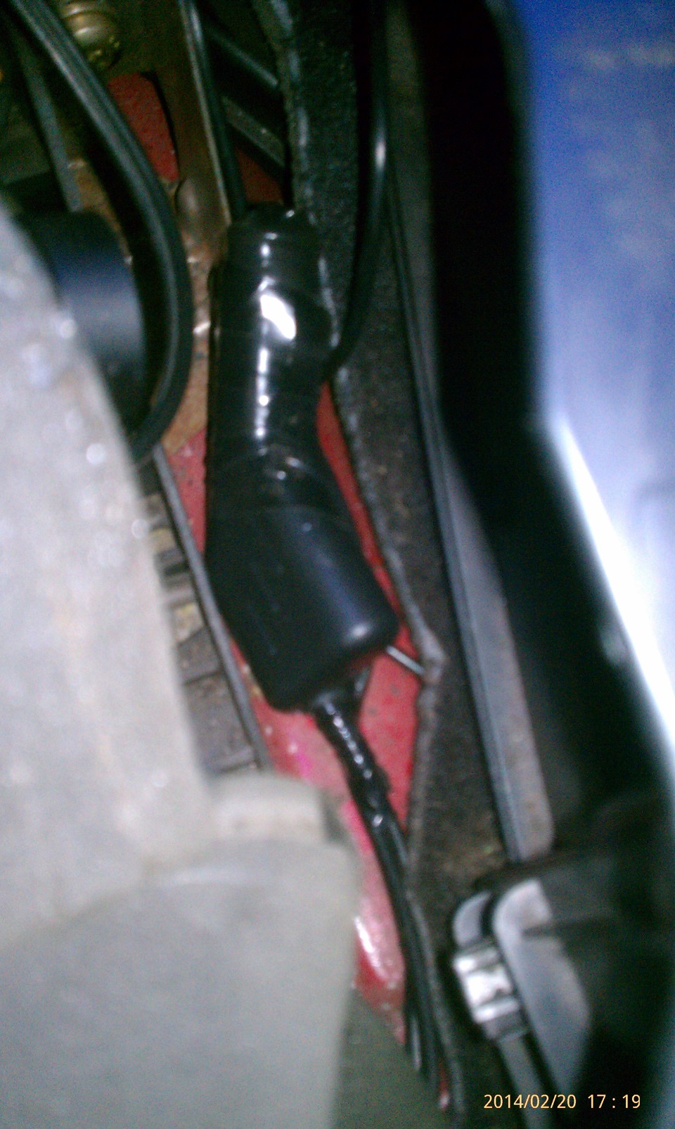 хруст в рулевой рейке — Ford Mondeo III, 2 л, 2001 года | поломка | DRIVE2