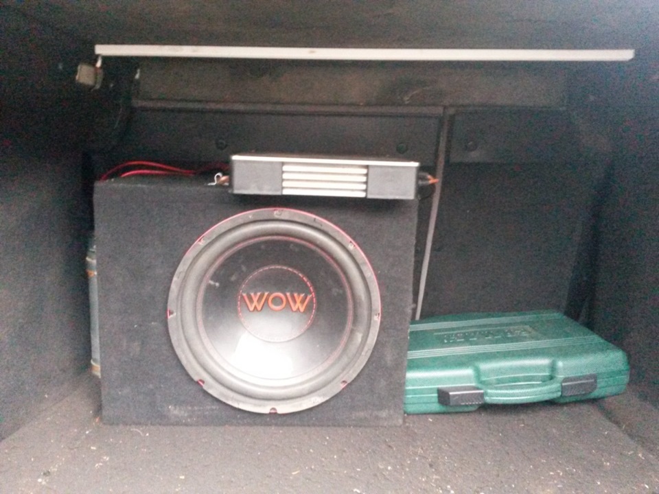 Новый сабик + дополнительная масса! — LADA Приора хэтчбек, 1,6 л., 2010 ...