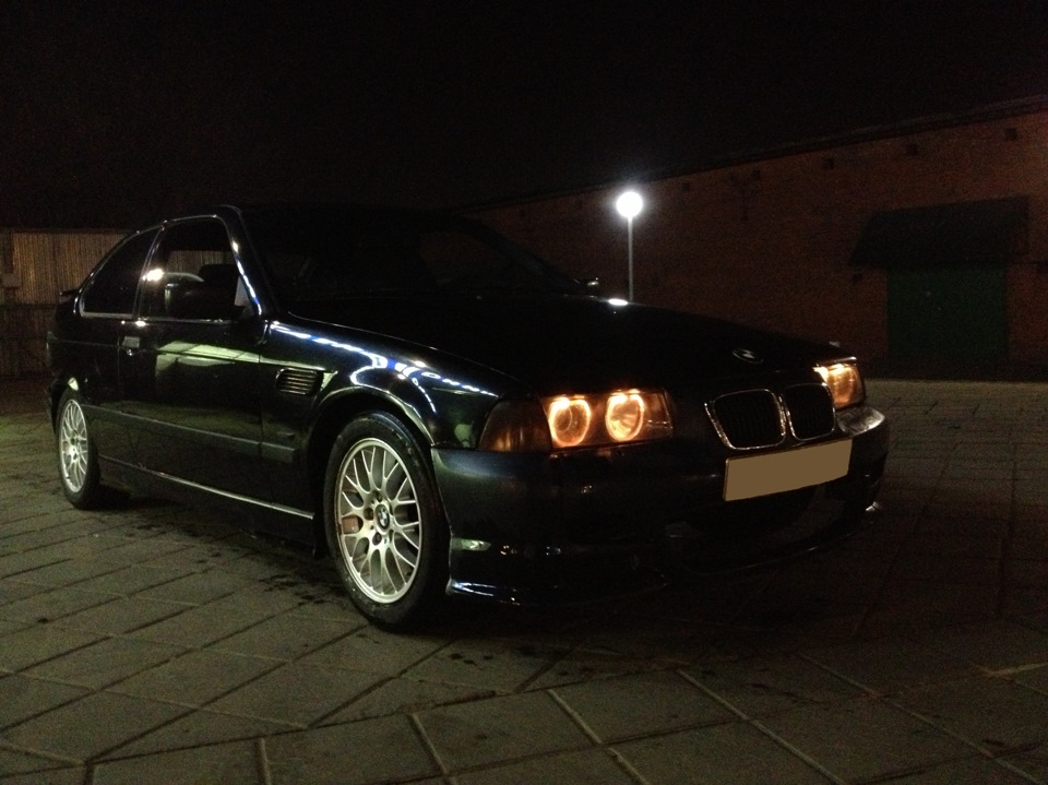 Черная, аж светиться)) — BMW 3 series Compact (E36/5)