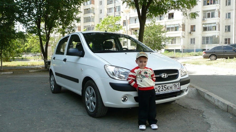Замена топливного фильтра — Hyundai Getz, 1,4 л, 2009 года | визит на ...