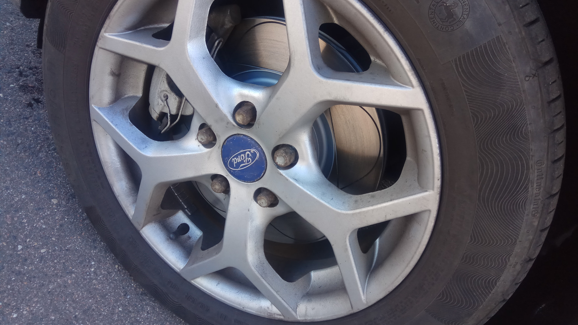 300 дисками. 300 дисками. Крайслер 300с r20. Chrysler 300c 265/35 r22. Крайслер 300с универсал.