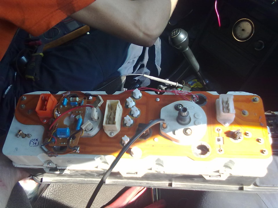 плавное включение и выключения подсветки панели приборов. — Lada 21074 ...