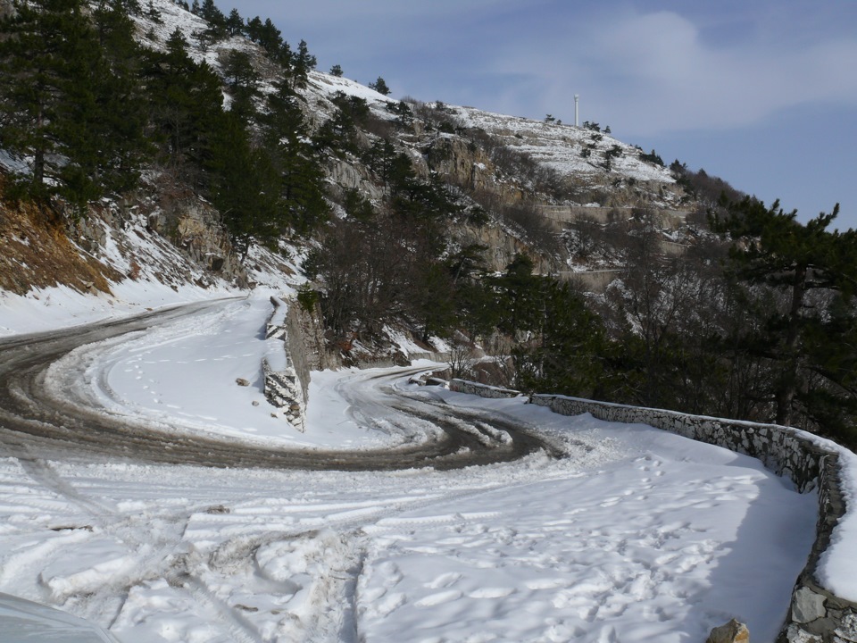 Серпантин на ай Петри в Крыму