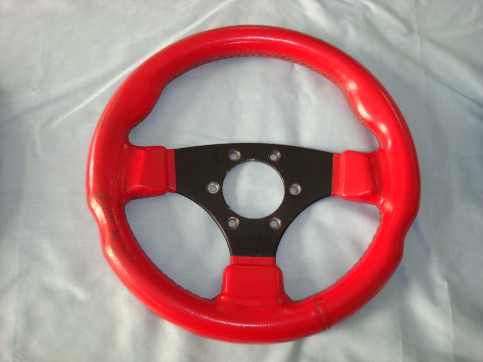 Nardi classic steering. руль nardi classic. руль момо 2 спицы. диски от руля kreolz gw-21 truck. рулевые диски под батоны 19.