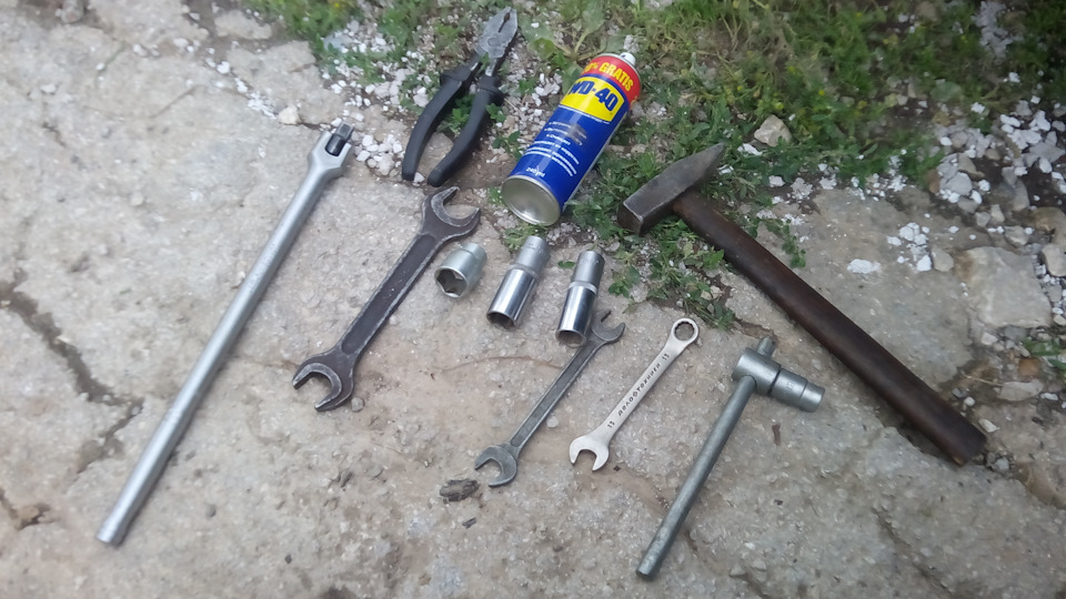 Рулевая не люфтит! Замена рулевых наконечников и регулировка редуктора ...