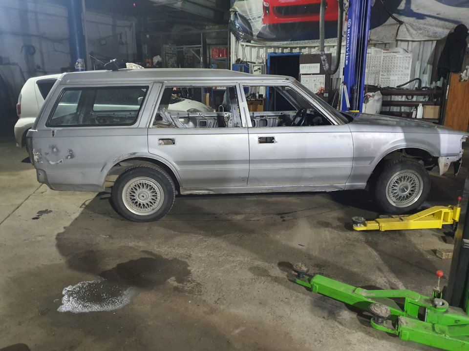 Фото в бортжурнале Toyota Crown Wagon (S120)