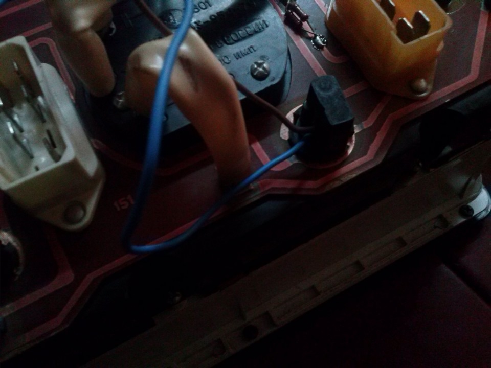 Подсветка приборной панели ВАЗ 2107 — Lada 2107, 1,5 л, 1995 года ...