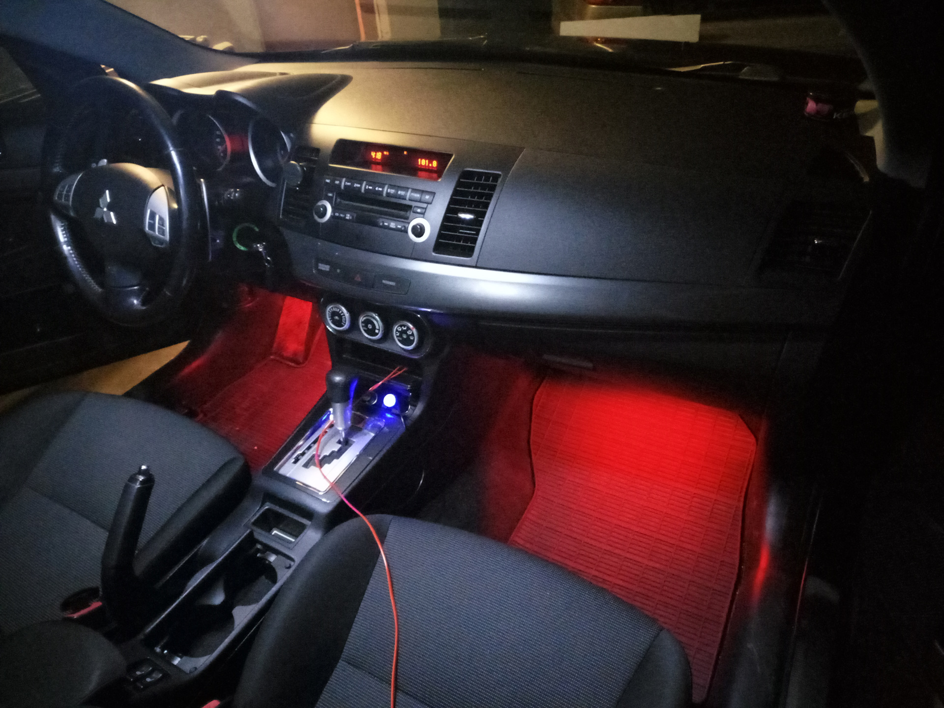 led подсветка салона mitsubishi lancer 10