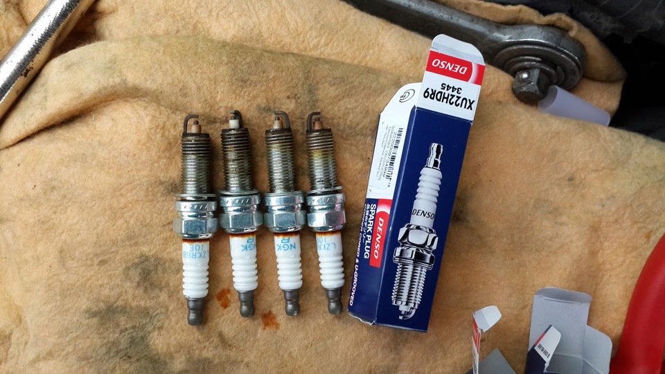 Xu22hdr9. Свеча зажигания xu22hdr9. xu22hdr9 denso. xu22hdr9 denso применяемость. денсо xu22hdr9. солярис 2 1,6.