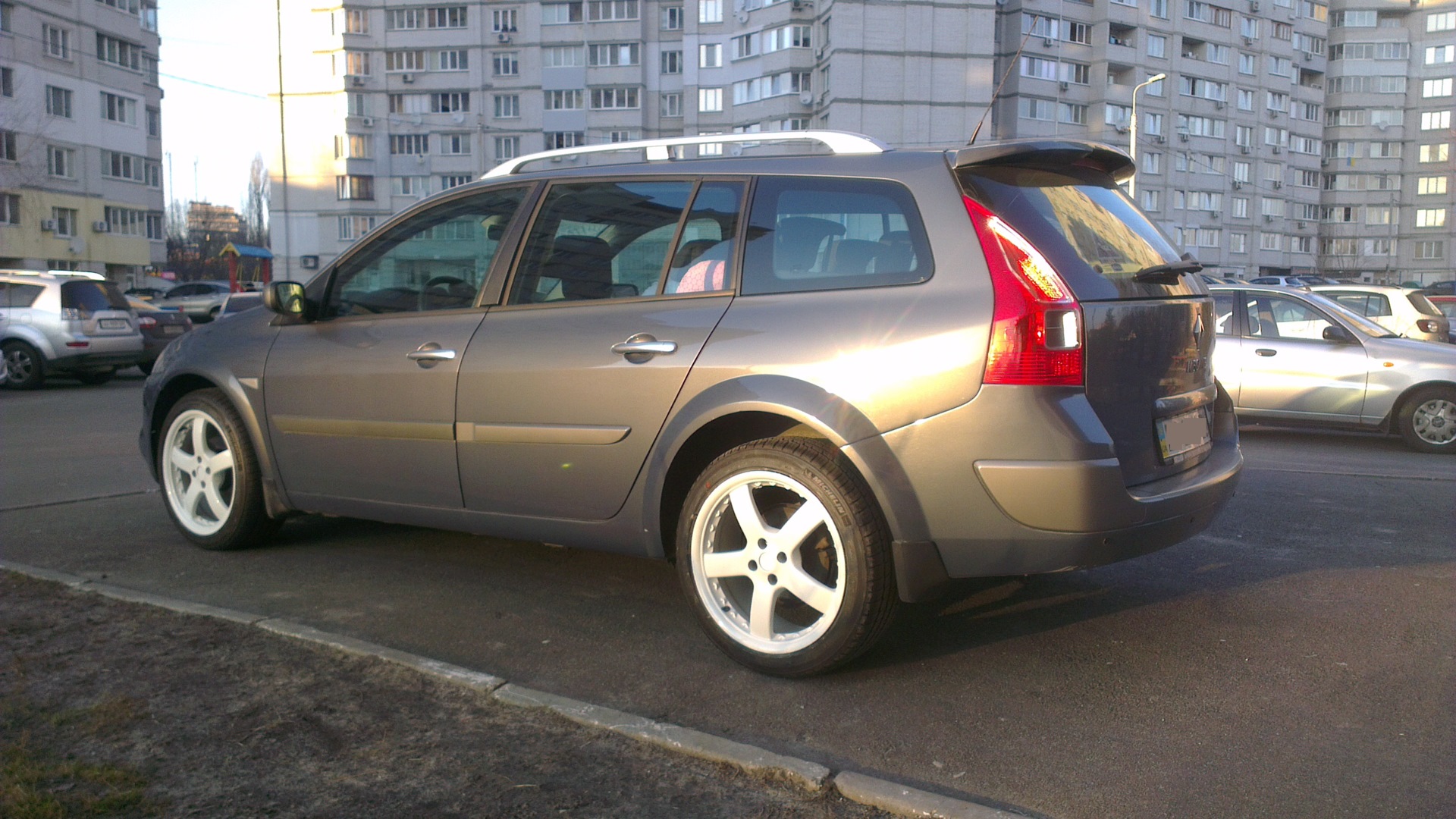 Renault Megane II 2.0 бензиновый 2007 | 2.0 Универсал на DRIVE2