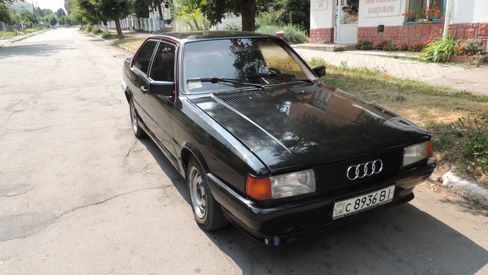 боковой молдинг audi 80 в2 боковой молдинг audi 80 в2