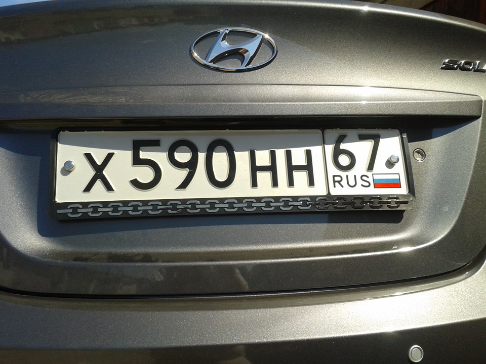 замена номерных рамок — Hyundai Solaris (1G), 1,6 л, 2014 года ...