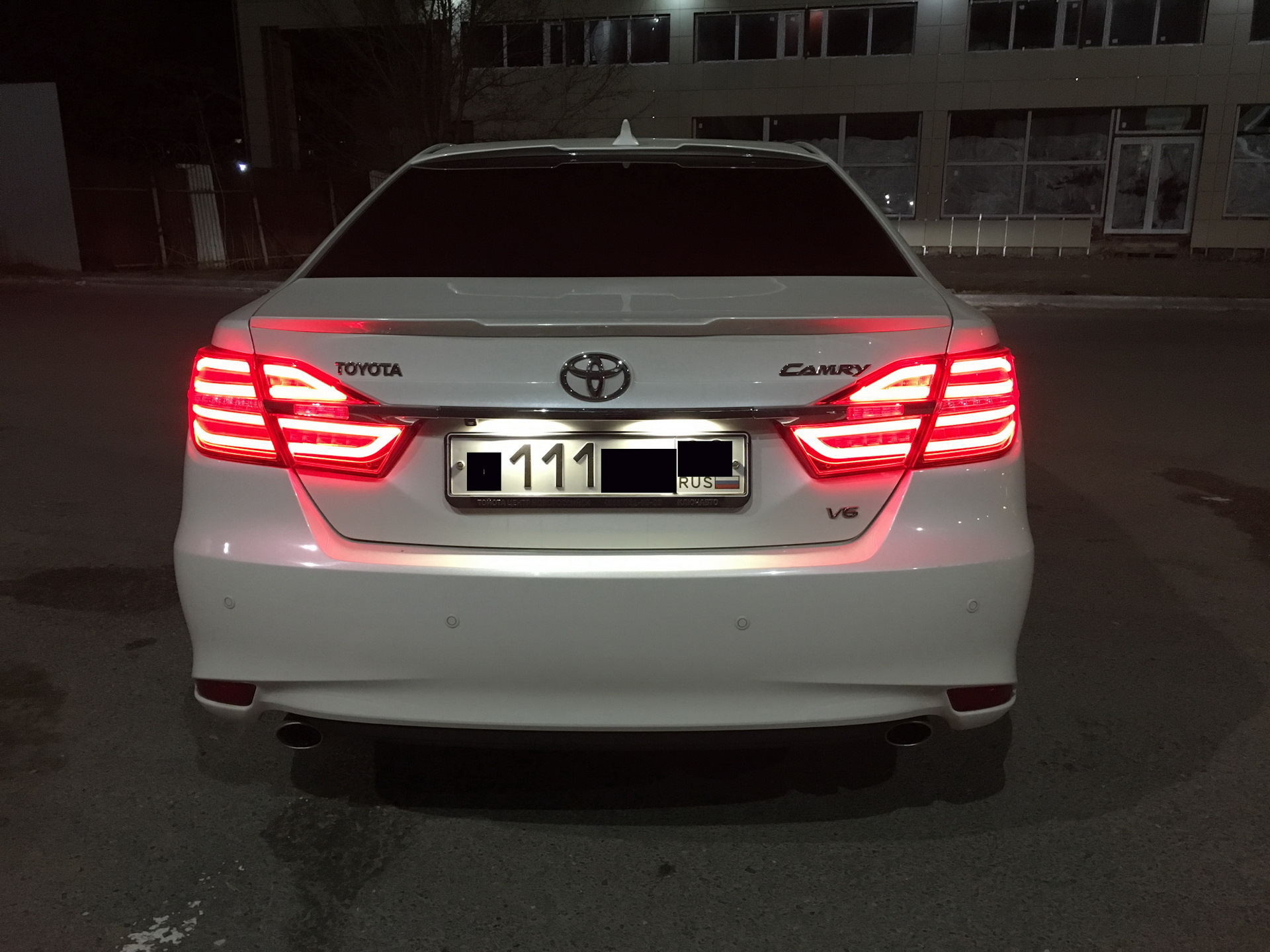 Камри задние фары. Led фонари Камри 55. Led Toyota Camry v50. Задний фонарь Тойота Камри 55. Задние фонари Камри 55.