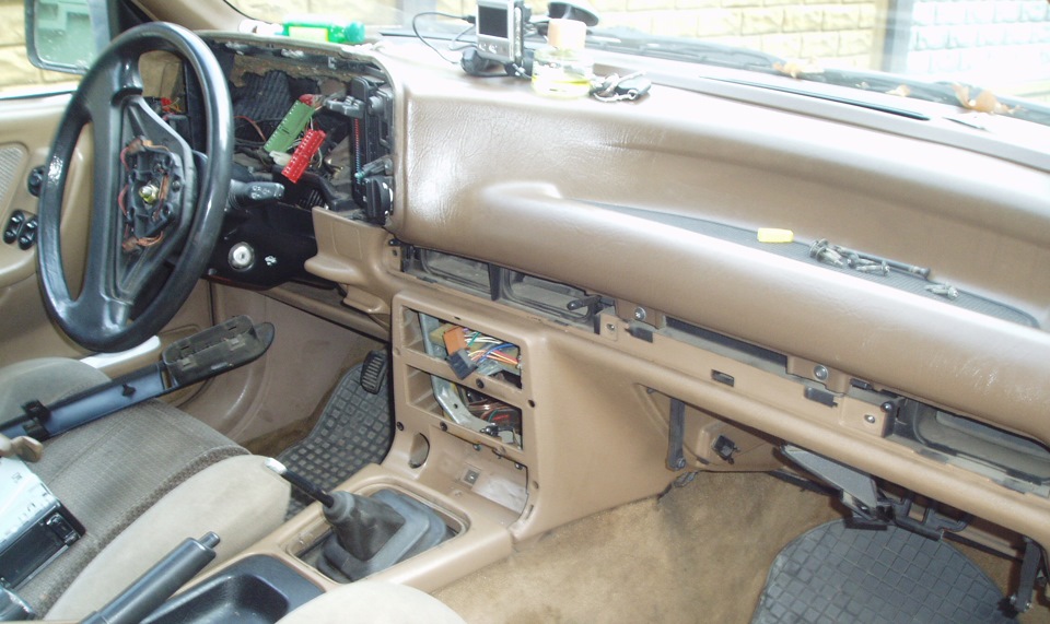 Замена радиатора отопителя салона. — Ford Scorpio I, 2 л, 1987 года ...