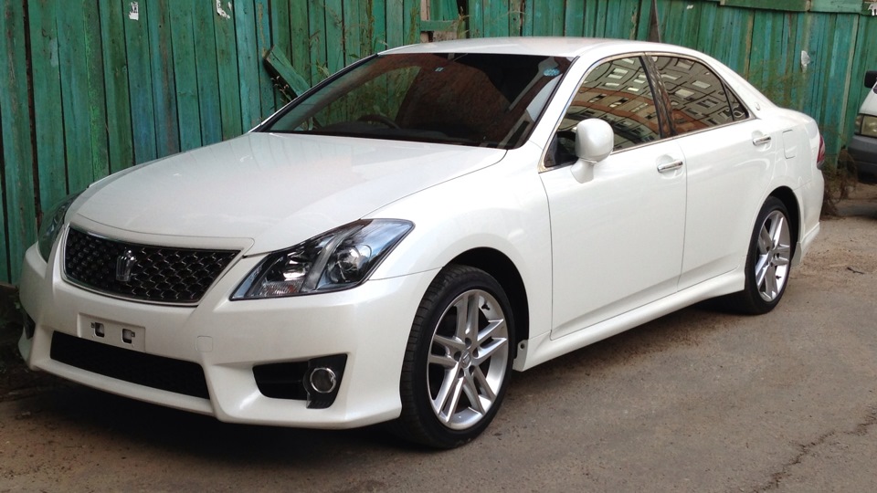 Toyota Crown s200 athlete