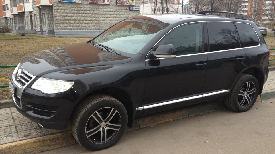 Туарег 2.5. Туарег 2.5 r5. VW Touareg 2.5 TDI r5. Диски на Туарег 2.5. 285/50 R18 Туарег.