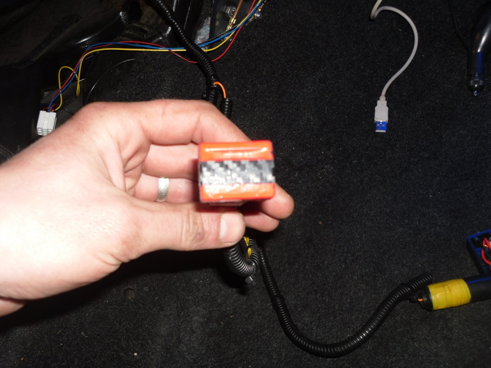 подключение регистратора, навигатора и радара — Lada Гранта, 1,6 л ...