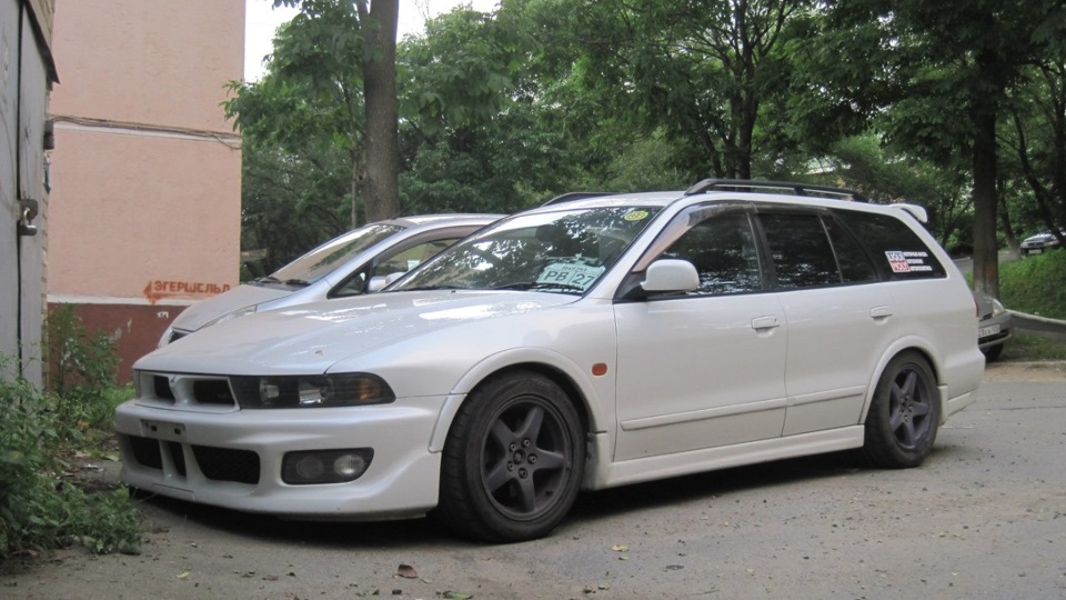 Mitsubishi Legnum VR-4 кожаная ракета