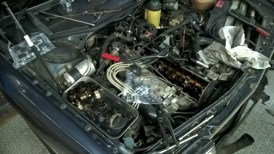 Замена компенсаторов и маслосъемных колпачков — Audi 200 (C3), 2,2 л ...