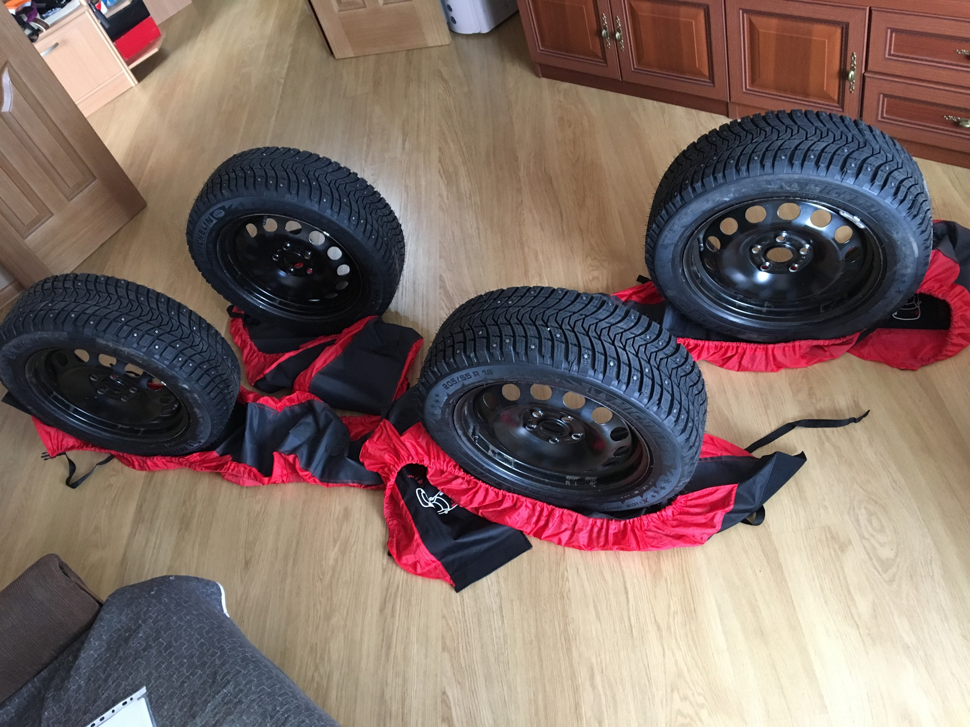 МИШЛЕН гарантированно заводом заменил покрышки — DRIVE2