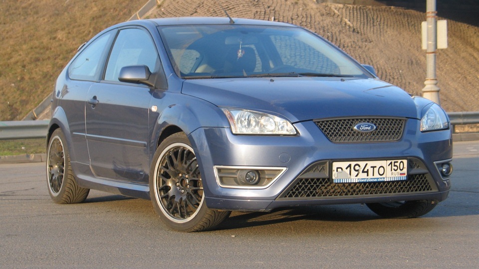 Форд 2.5. Форд фокус хетчбек 2015 дорест. Ford Focus хэтчбек затюненый. Форд фокус хэтчбек 150 лошадей. Казань 16 профиль Форд фокус спицы.