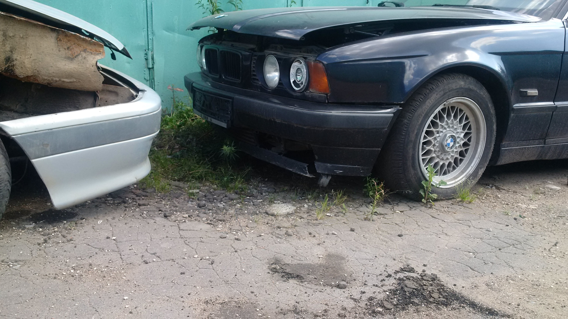 Разбор е34. БМВ е34 гнилая. Сгнившая БМВ е34. BMW e34 взорванная. БМВ у34 убитая.