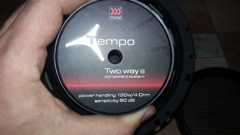 MOREL TEMPO 6 — Ford Focus Hatchback II