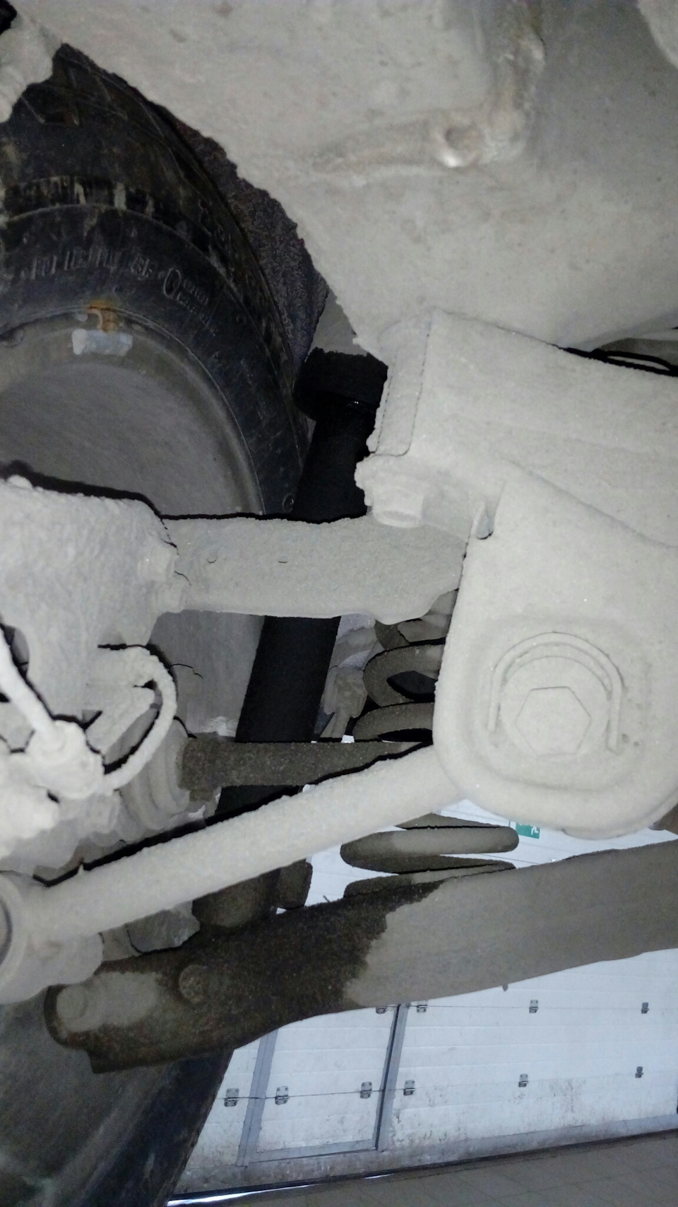 Потек амортизатор — Hyundai ix35, 2 л, 2012 года | поломка | DRIVE2