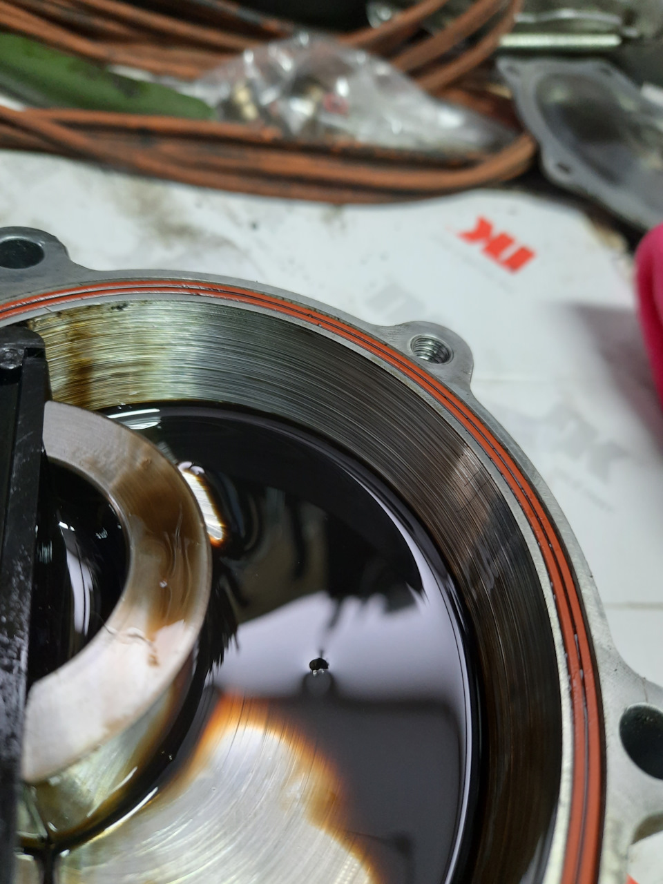 Старый насос с пробегом 300+ — Volkswagen Passat B7