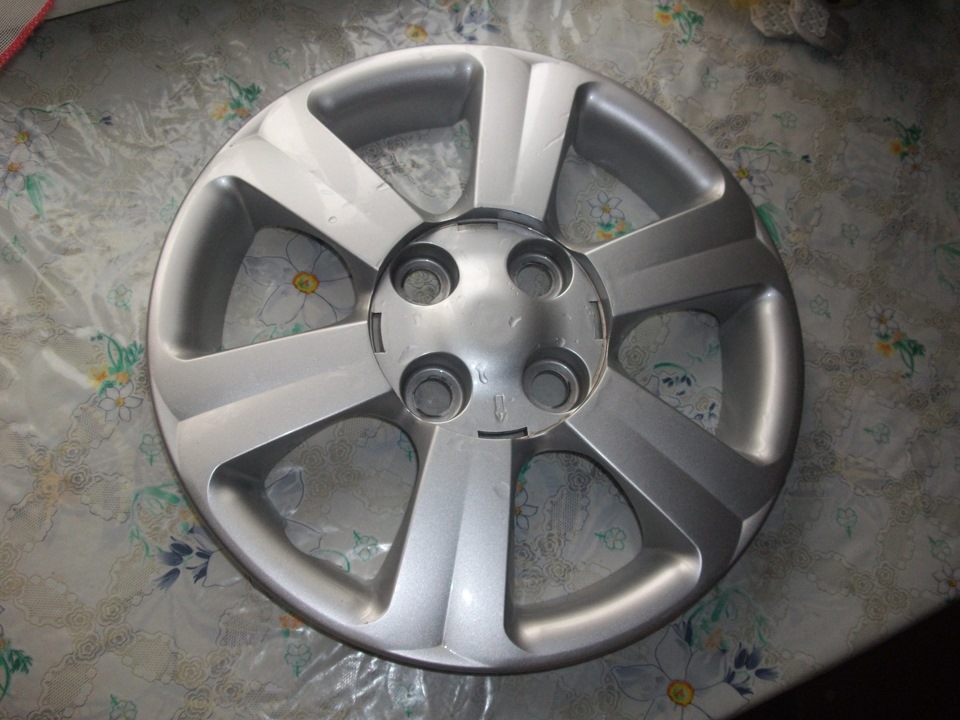 Продам оригинальные колпаки Акцент-Верна +Колодки — Hyundai Verna (MC ...