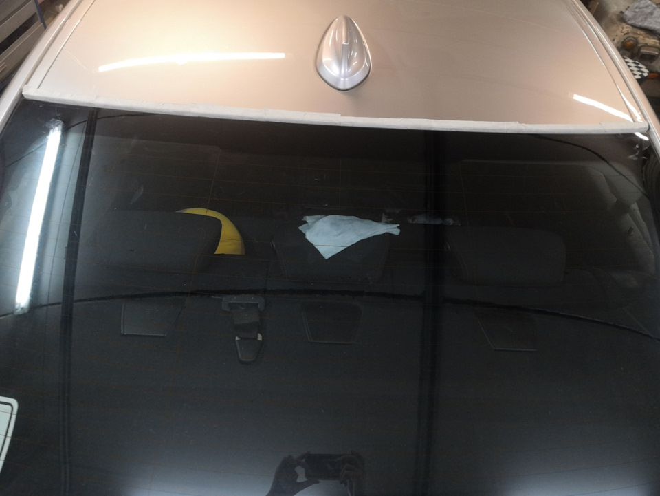 Устранение протечки стекла — BMW 3 series (F30), 2 л, 2013 года ...