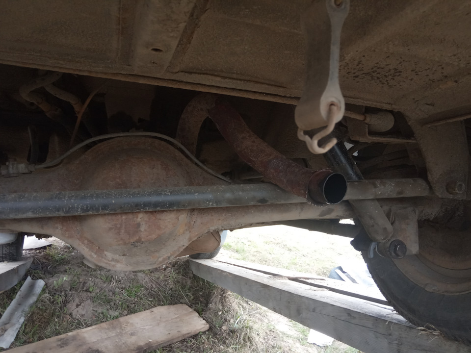 Отвалился глушитель — Lada 21054, 1,5 л, 2008 года | поломка | DRIVE2