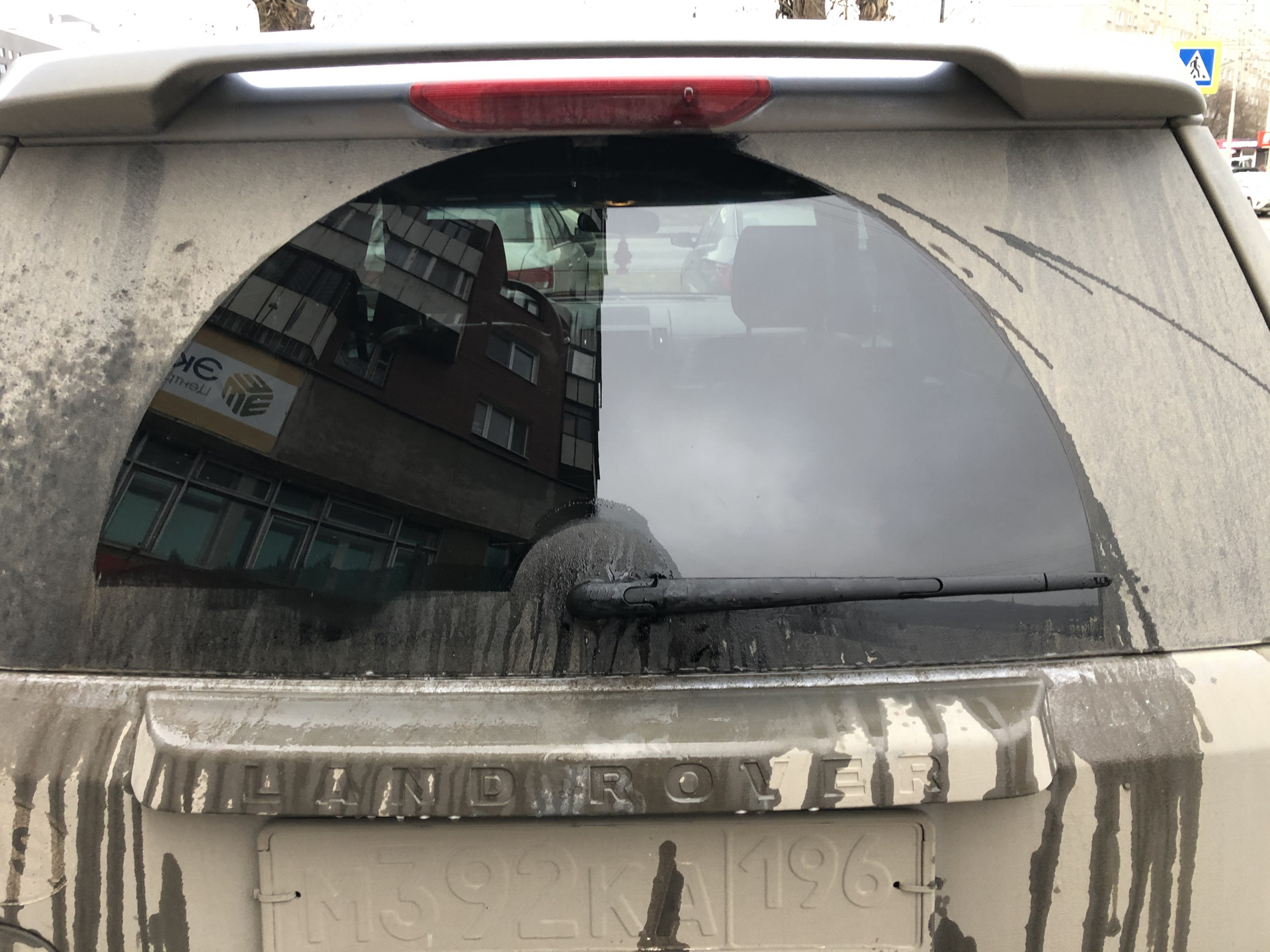 Новый задний дворник — Land Rover Freelander 2, 2,2 л, 2008 года ...