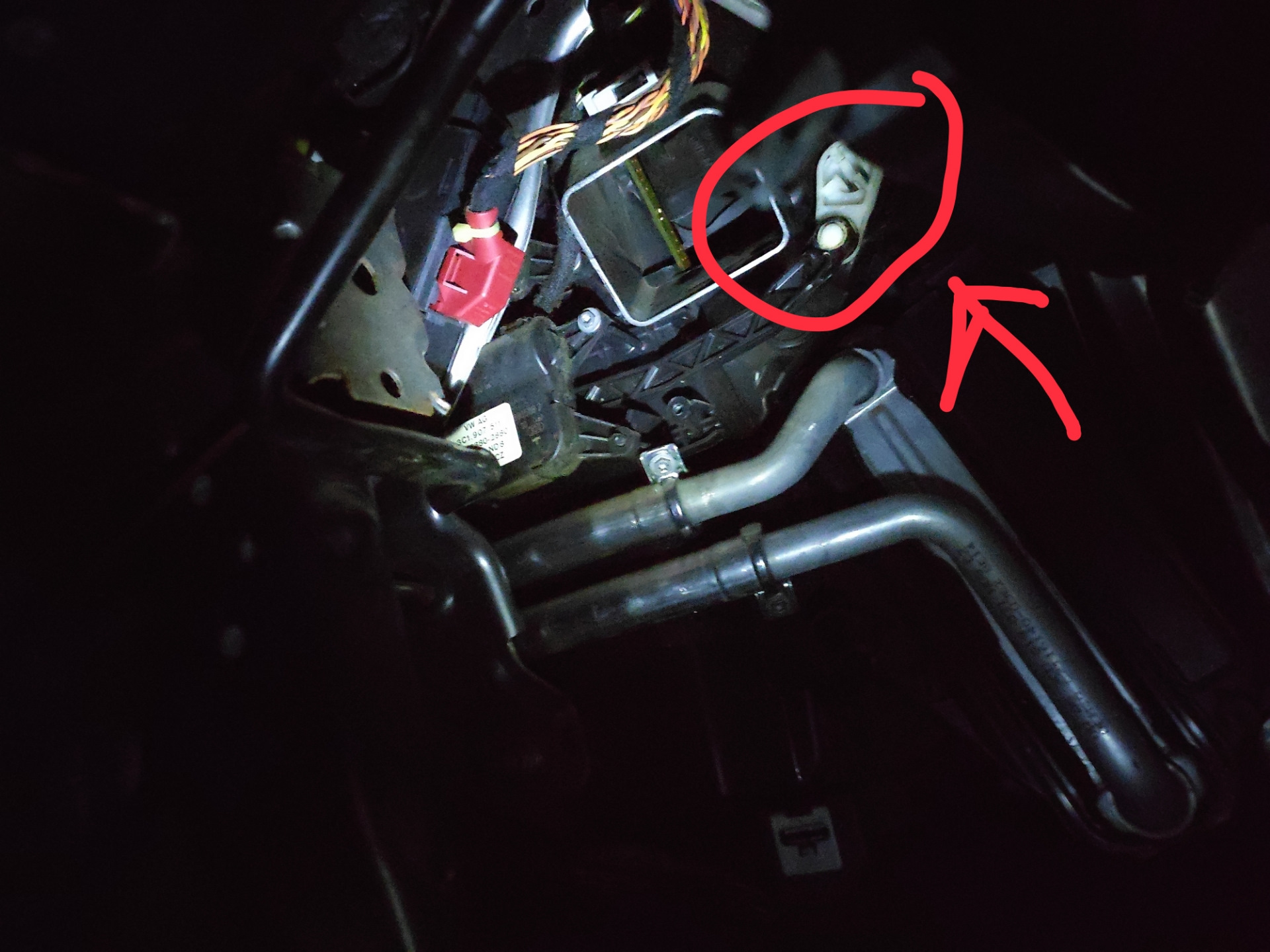 Решетка обдува лобового стекла - Volkswagen Golf Mk4, 1,4 л, 1997 года своими ру