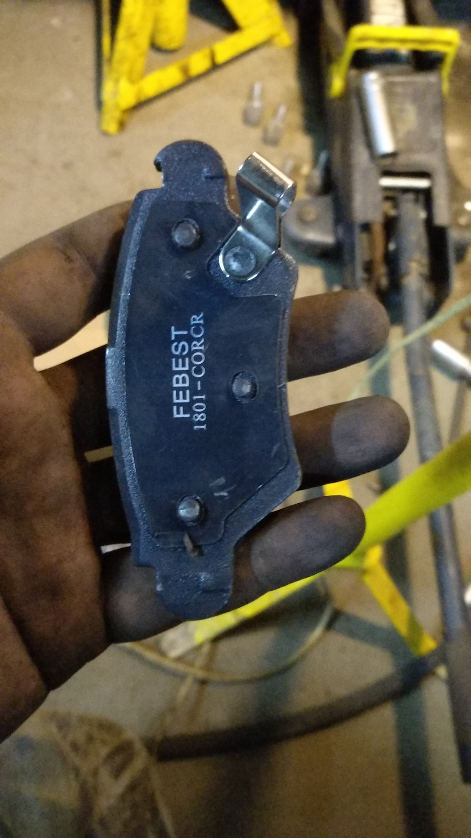 Задние диски и колодки. Колхозный лайфхак — Opel Zafira A, 1,8 л, 2002 ...