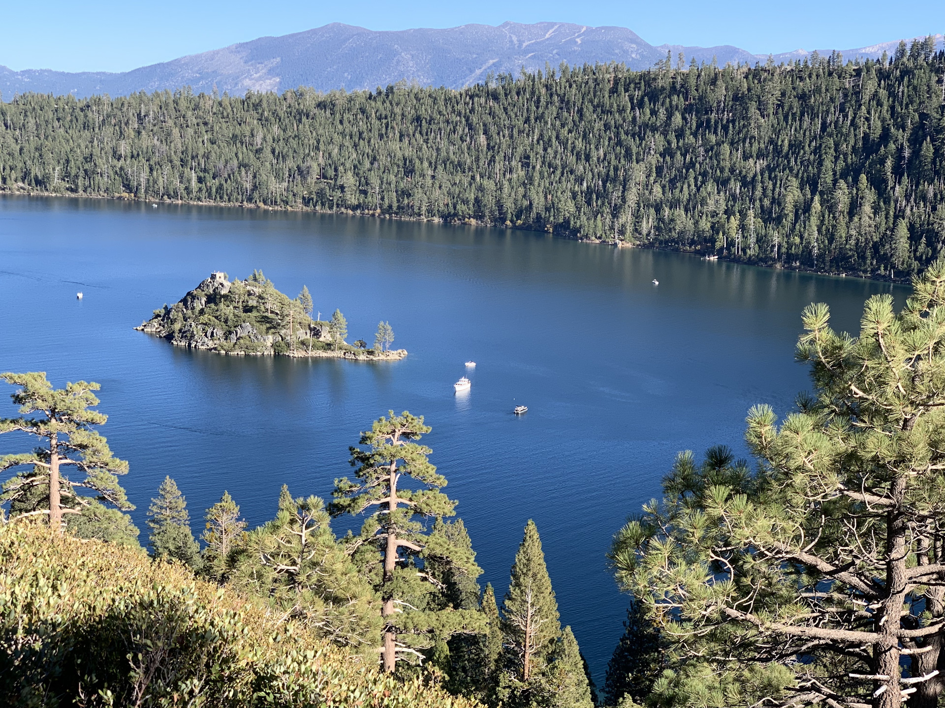 Устье тахо. Озеро Тахо Карелия. Озеро Тахо Калифорния. Остров Тахо. Заповедник Tahoe.