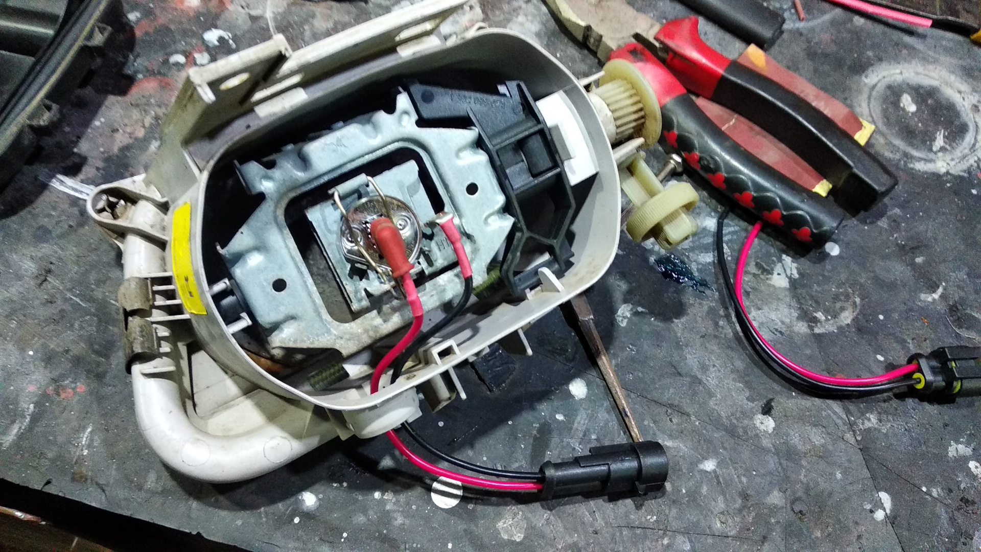 Ремонт ПТФ — Mercedes-Benz E-Class (W210), 3 л, 1998 года | своими ...