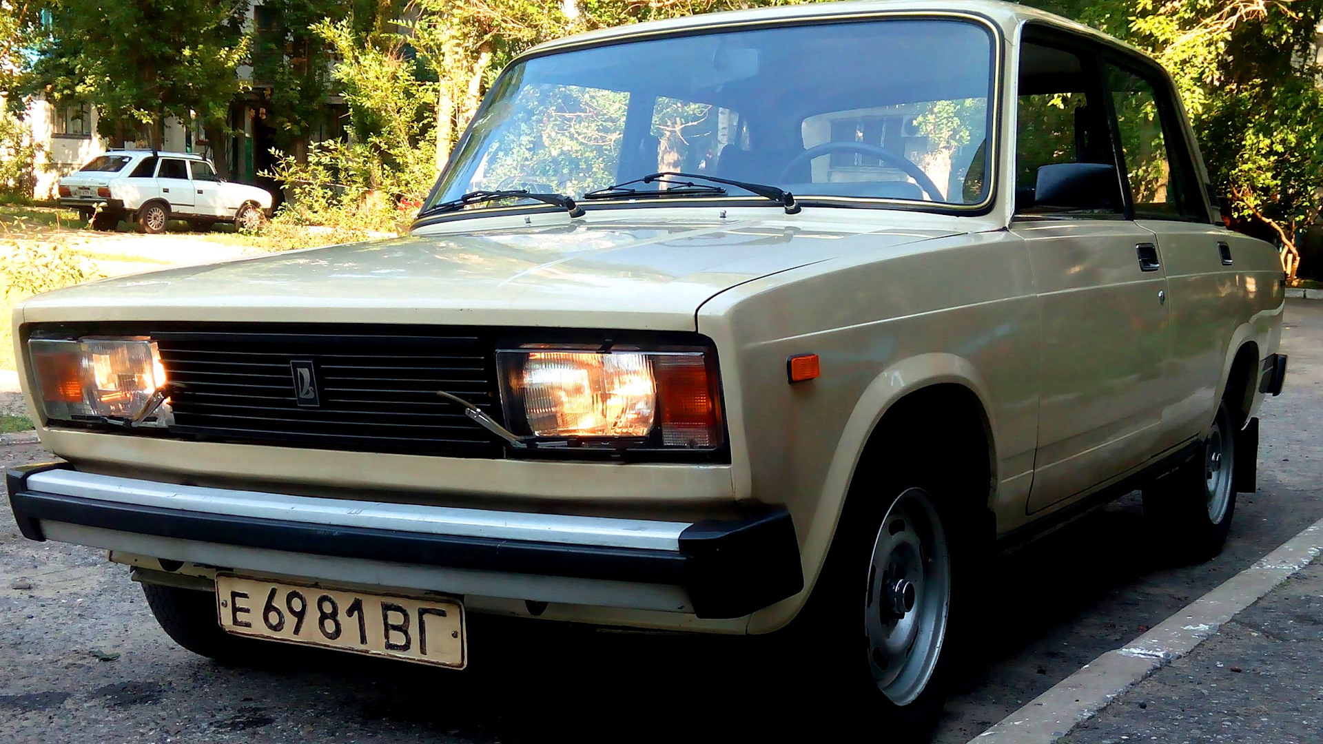 Lada 2105 1.3 бензиновый 1984 | [Все по ГОСТу] на DRIVE2