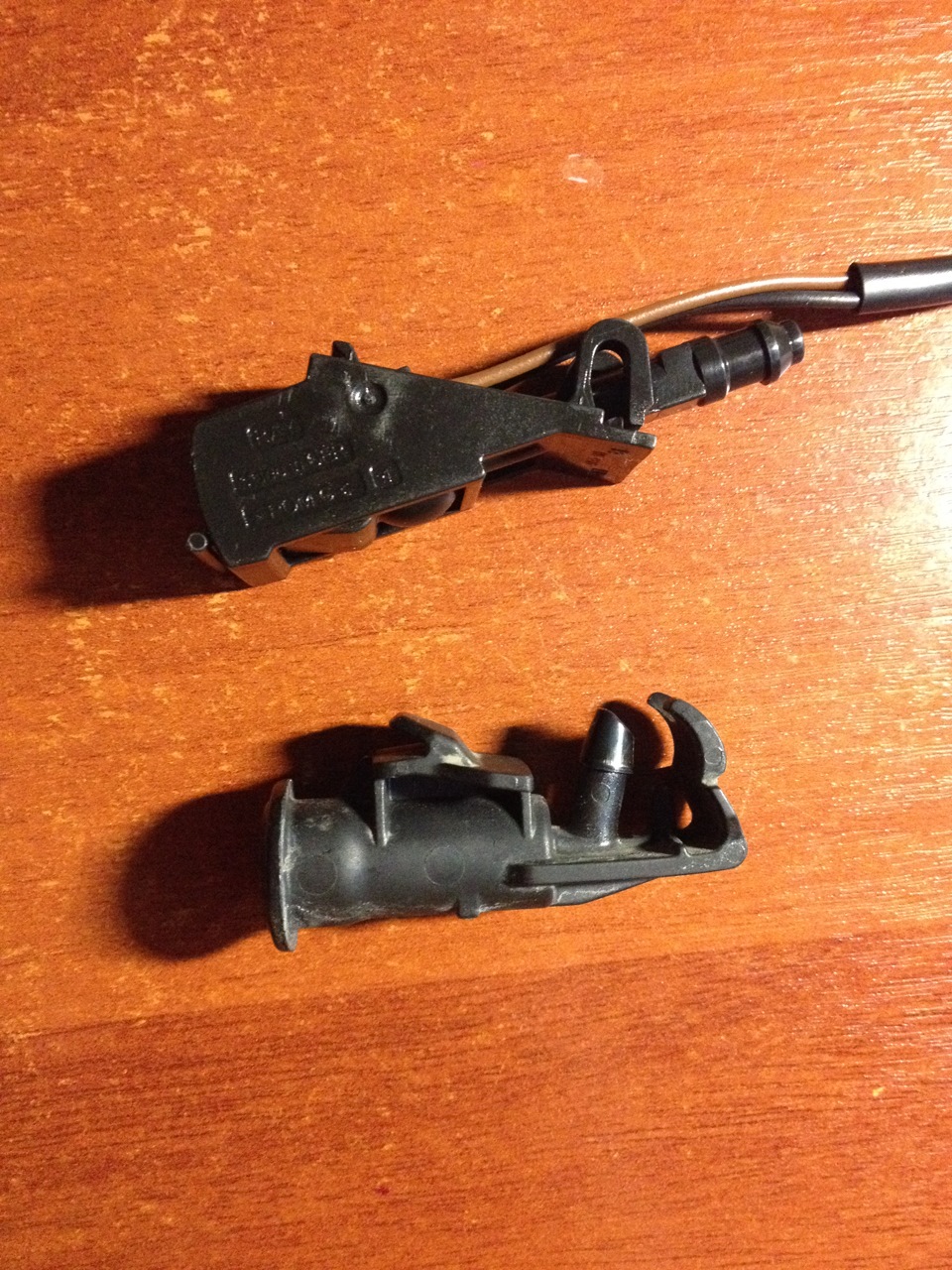 Форсунки стеклоочистителя с подогревом + обратный клапан — SsangYong ...