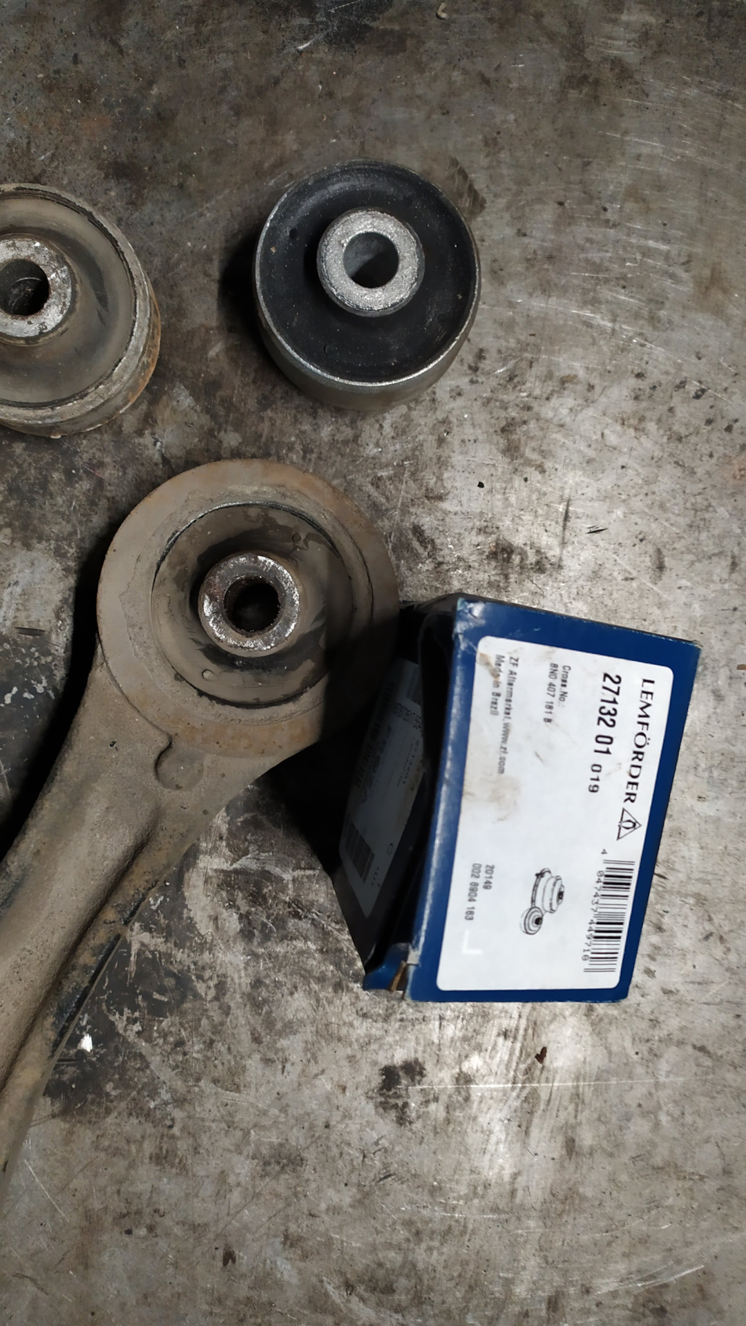 Поменял сайлентблоки в передних рычагах ТТ и подрамнике — Volkswagen ...