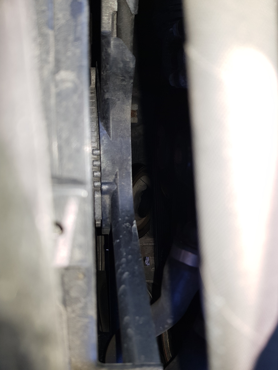 Демпфер крутильных колебаний — BMW 5 series (F10), 3 л, 2010 года ...