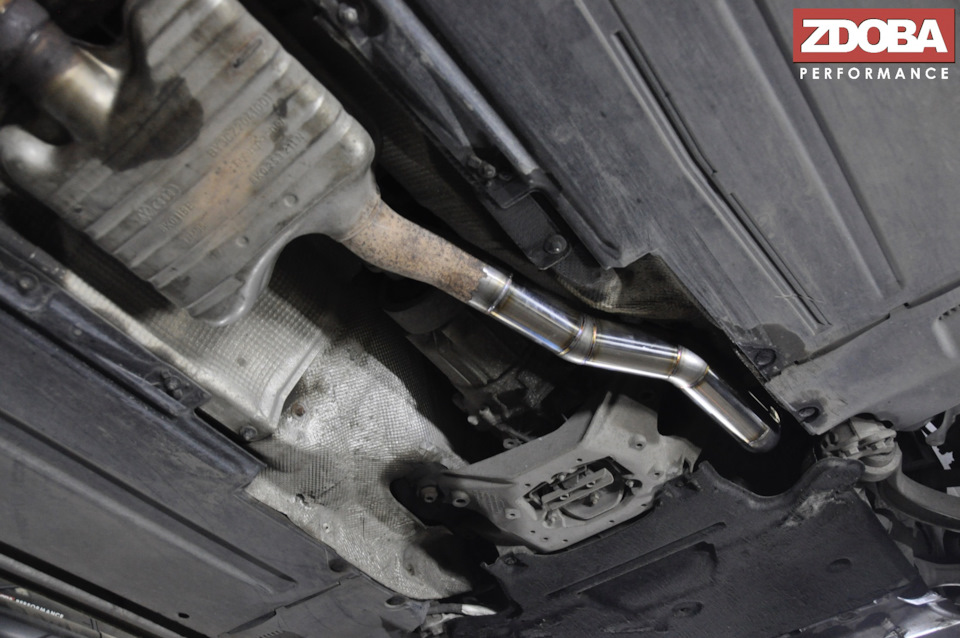 Audi A4 B8 2.0 TFSI 211 HP (CAEB, CDNC) Изготовление Downpipe, Чип ...